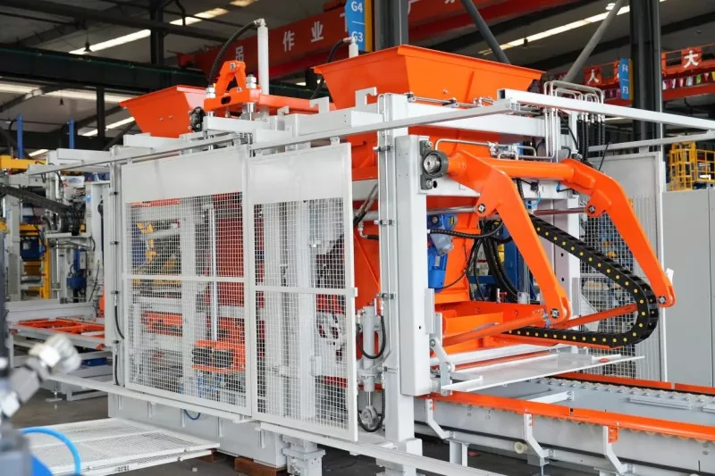 Equipamento essencial para produção de blocos de concreto em pequena escala